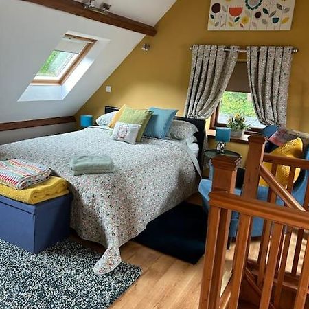 Syn Y Nant Apartment Llangorse ภายนอก รูปภาพ