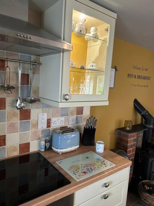 Syn Y Nant Apartment Llangorse ภายนอก รูปภาพ