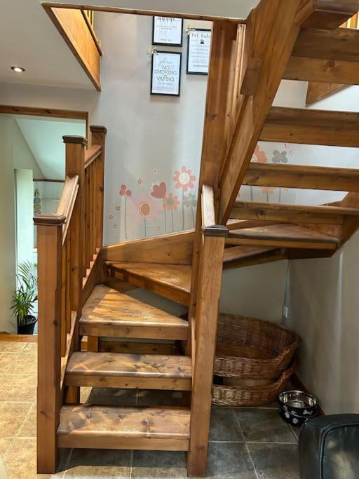 Syn Y Nant Apartment Llangorse ภายนอก รูปภาพ