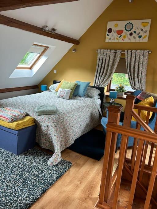 Syn Y Nant Apartment Llangorse ภายนอก รูปภาพ